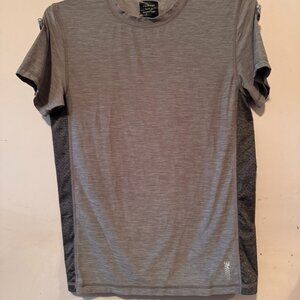 American Eagle Tee Shirt AE Active Size Small Gray